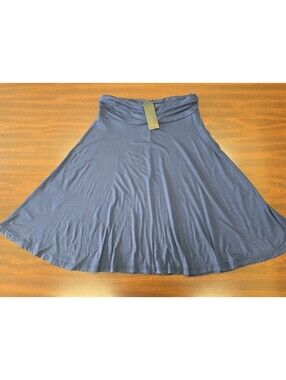 DJT Women Skirt Medium Navy Blue Stretchy Flared Casual Pull On Basic Clean Girl